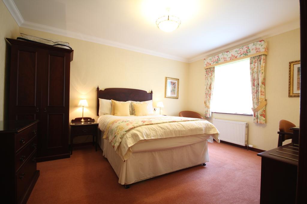 Strathburn Hotel Inverurie By Compass Hospitality Exterior foto
