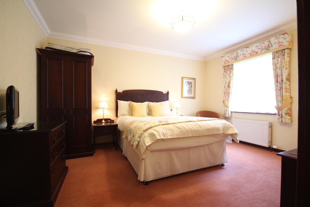 Strathburn Hotel Inverurie By Compass Hospitality Exterior foto