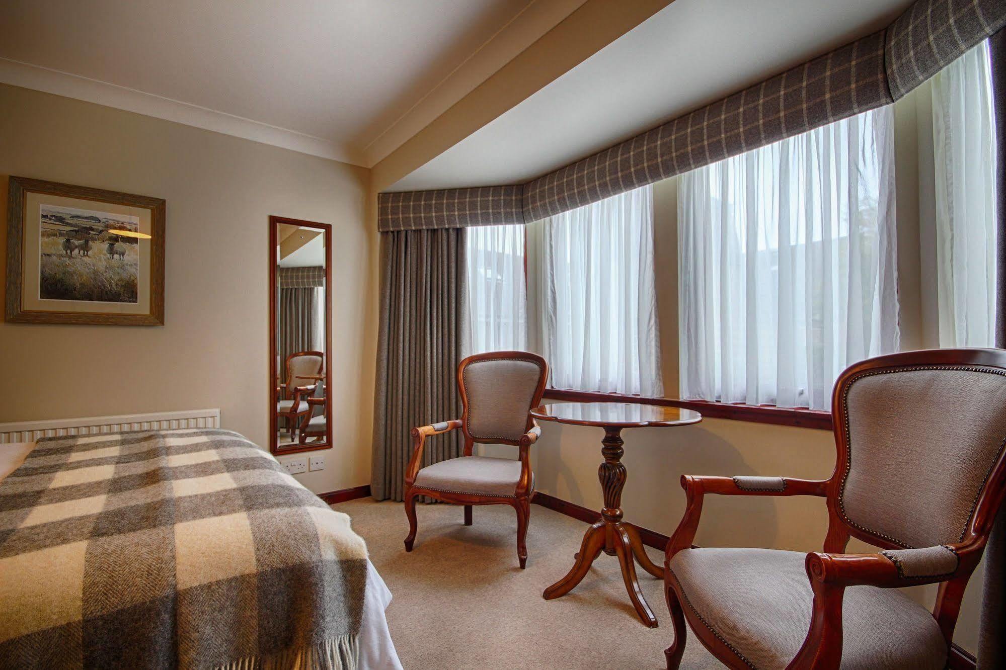 Strathburn Hotel Inverurie By Compass Hospitality Exterior foto
